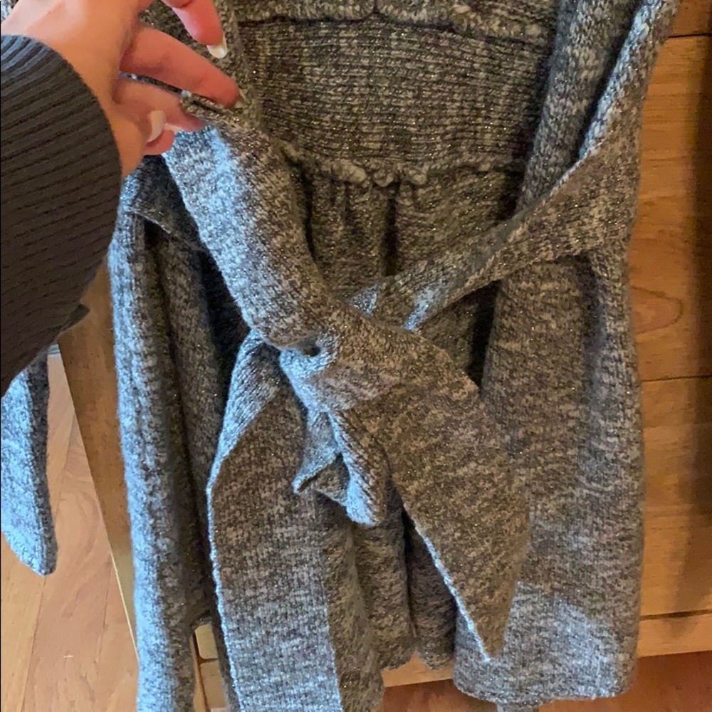 Express sweater - Picture 3 of 3